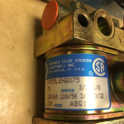 Honeywell Skinner Valve V935LEH2075 - Image 2