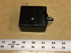 Alternative view of Honeywell 106615A