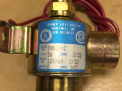 Alternative view of Honeywell Skinner Valve SC4D390C