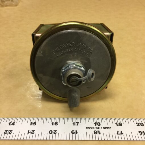 Dwyer 1823-2 - Image 3