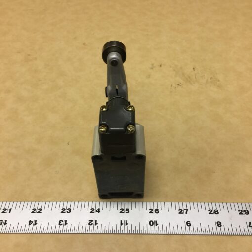 Allen-Bradley Auxiliary Contact 1495-F1 - Image 6