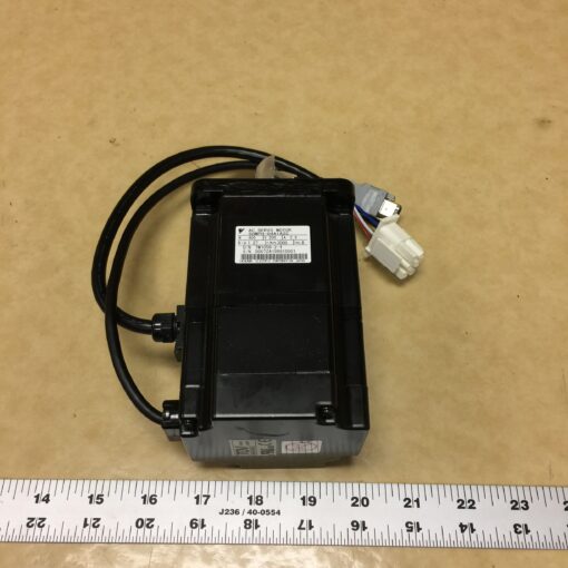 Yaskawa SGMPH-04A1A2C0 - Image 2