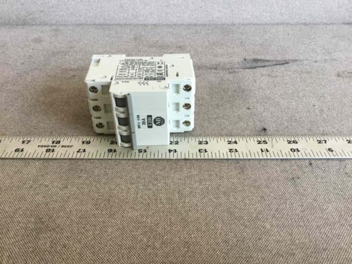 Allen-Bradley Circuit Breaker 1492-CB3G200 - Image 6