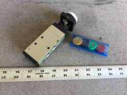 Alternative view of SMC Valve VFM250-02-33G