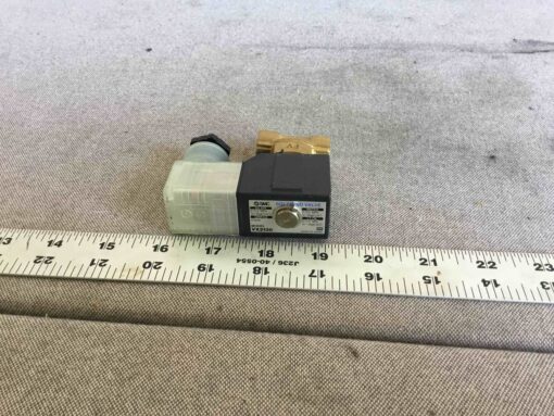 SMC Solenoid Valve VX2130 - Image 2
