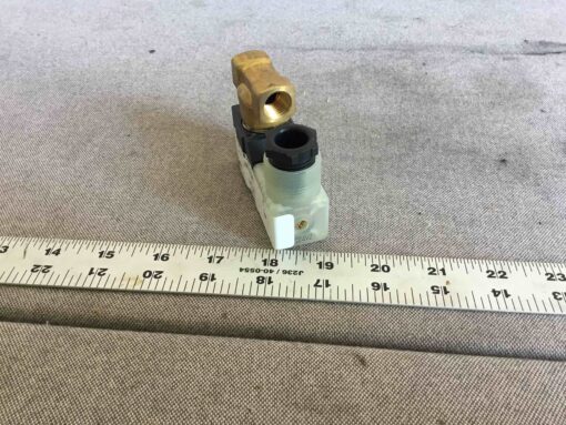 SMC Solenoid Valve VX2130 - Image 4