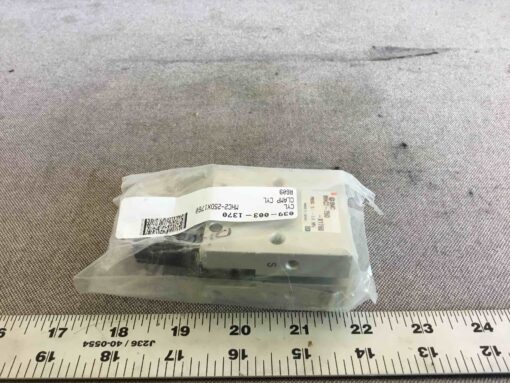 SMC Clamp Cylinder MHC2-25DX1760 - Image 3