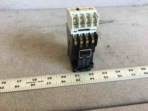 Fuji Electric Relay SH04AA - Image 4
