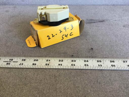 Hubbell Receptacle HBL2610 2610a TWISTLOCK - Image 5