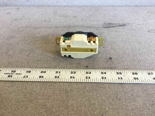 Hubbell Receptacle HBL2610 2610a TWISTLOCK - Image 6