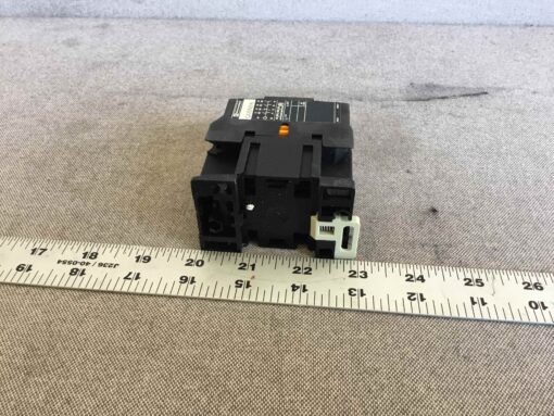 Telemecanique Relay CA2DN316K7 - Image 4