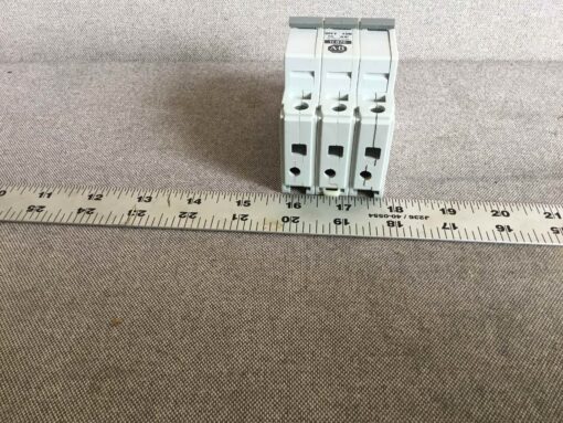 Allen-Bradley 1492-CB3H070 - Image 3