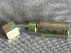 Alternative view of Eaton Weatherhead Fitting 06UL66
