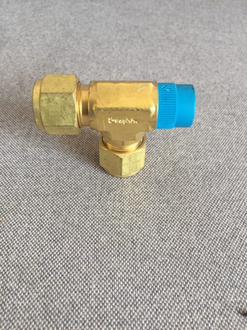 Swagelok B-810-3TMT - Image 4