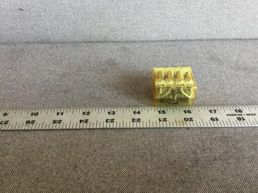 IDEC Relay RH4B-U - Image 4