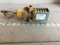 Alternative view of Johnson Controls 9209