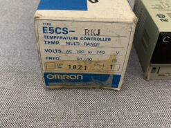 Alternative view of Omron E5CS-RKJ