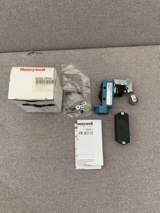 Honeywell Micro Switch BZE6-2RN2
