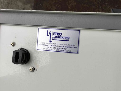 Metro Fabricating Control panel - Image 3