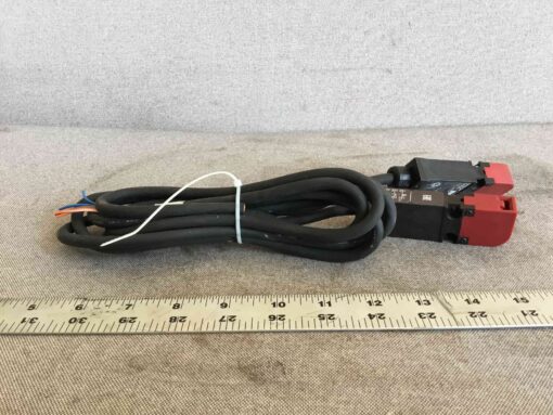 D4GS-N4R-3 Switch - Image 3
