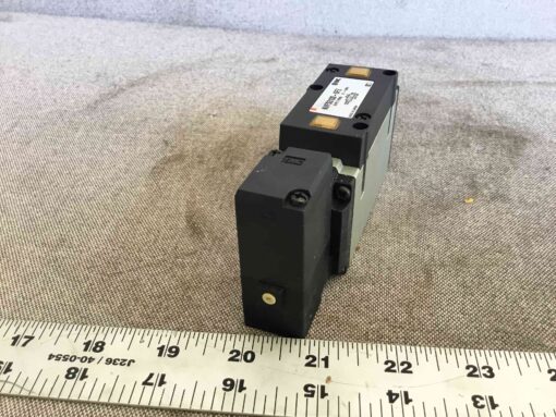 SMC NVFS3100-5FZ Valve - Image 3