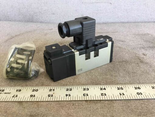SMC VS7-6-FG-S-3 Valve