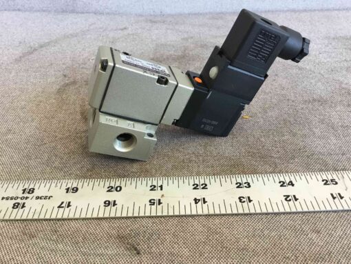 SMC VP344 Valve - Image 3