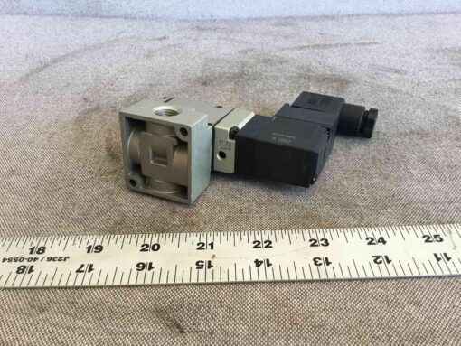 SMC VP344 Valve - Image 4