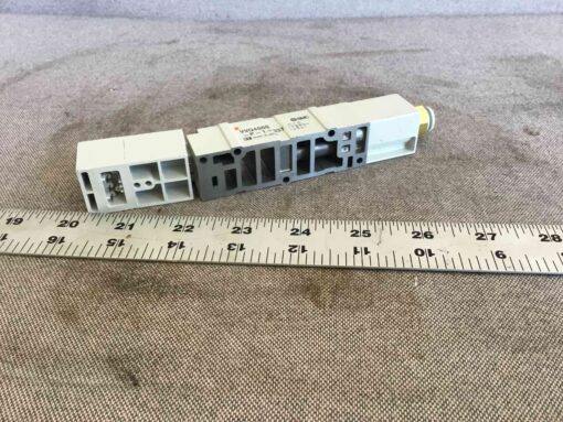 SMC VVQ4000-P-1-03T Valve - Image 3