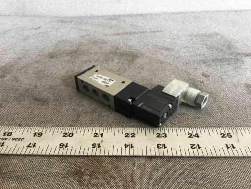 SMC VZ5120-5DZ-01 Valve - Image 2