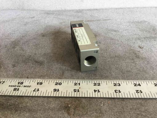 SMC VV71-R-03 Valve - Image 3