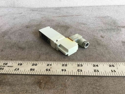 SMC VQZ345-5YZ Valve - Image 4