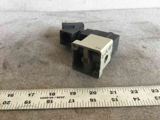 SMC VT317 Valve - Image 4