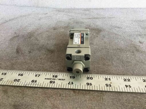 SMC NV8A4114-00N Valve - Image 4
