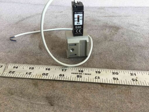 SMC IS1000-404Y Valve - Image 2