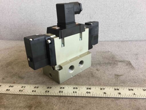 SMC VFS4310-5DZ Valve - Image 2