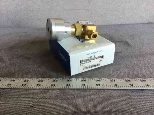 Swagelok B-6BK-10 Valve