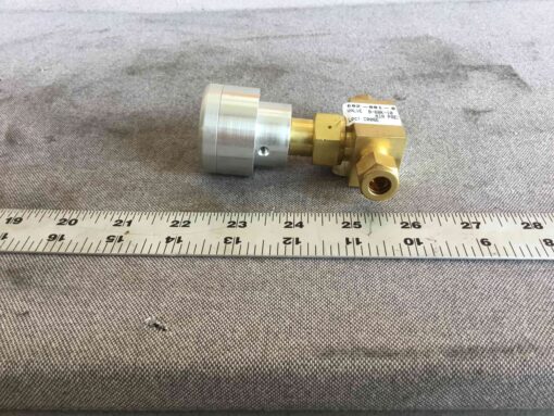 Swagelok B-6BK-10 Valve - Image 2