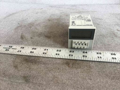 Omron H3CA-8 Timer - Image 3