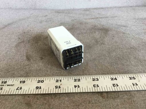Allen-Bradley 700-HS12AZ24 Timing Relay - Image 4
