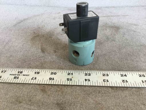 SMC Solenoid Valve VT316-023D - Image 4