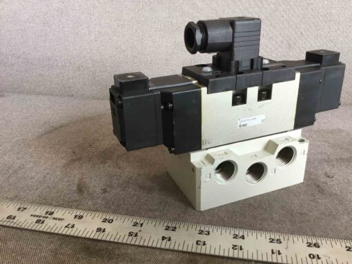 SMC VS7-8-FG-D-3Z Solenoid Valve - Image 4