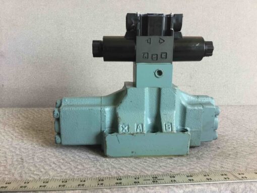 Nachi Control Valve DSS-G06-D35K-AER-D2-5047H - Image 2