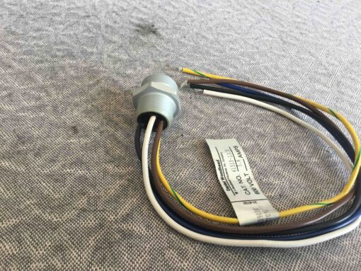 Woodhead Company Plug-In 41313 - Image 4