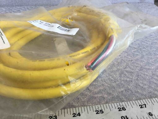 Woodhead Company Mini Change Cord Set 41317 - Image 3