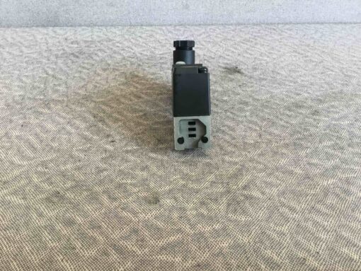 SMC Valve V0307E-3DZ - Image 4