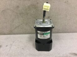 Alternative view of Oriental Motor Speed Motor US560-502-K1 with Speed Control Unit US560-02CT