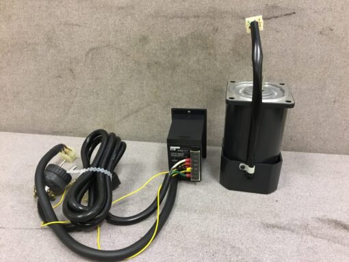 Oriental Motor Speed Motor US560-502-K1 with Speed Control Unit US560-02CT - Image 4