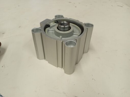 SMC CDQ2B80-20DZ Cylinder - Image 3