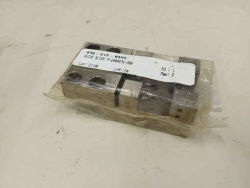 Guide Block M-2400572-390 - Image 3